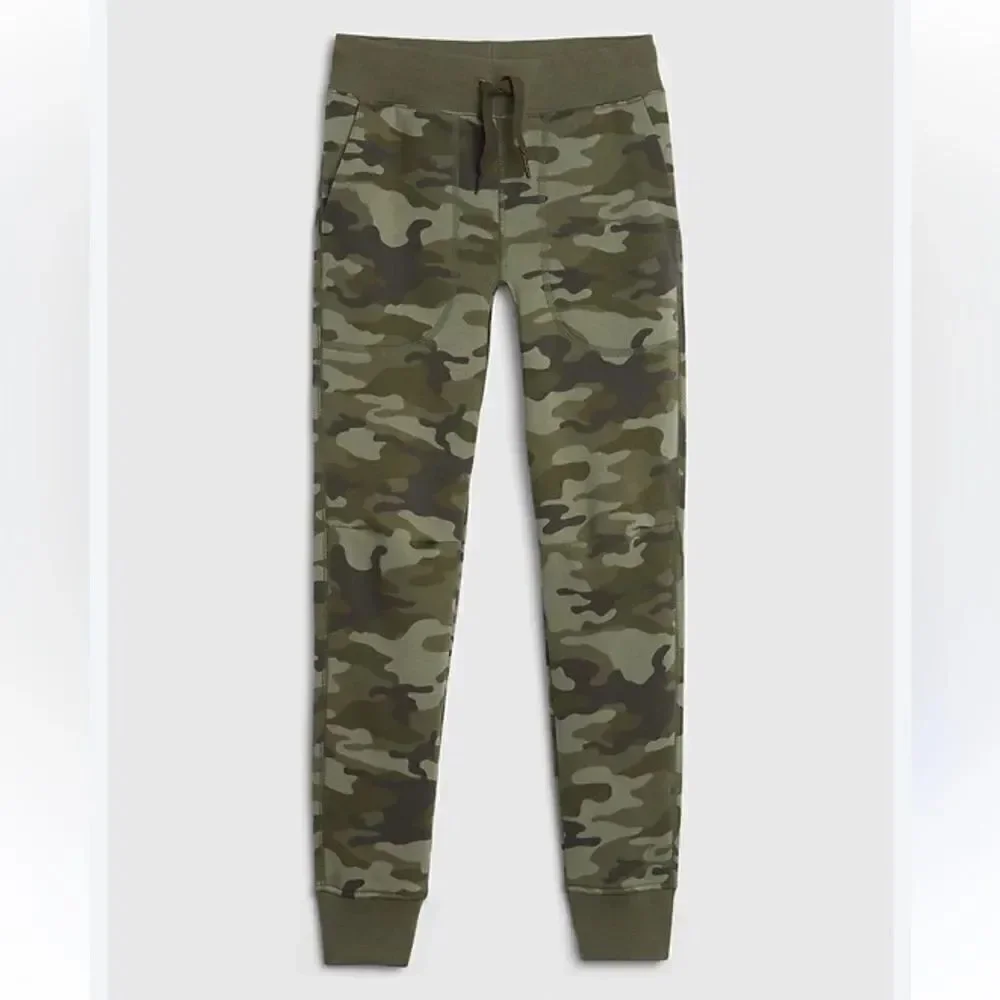Gap Boys Kids  Camouflage Green Sweatpants(Size XXL)